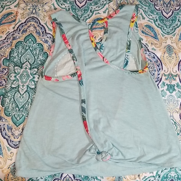 Island Heart Tank Top - Picture 2 of 2